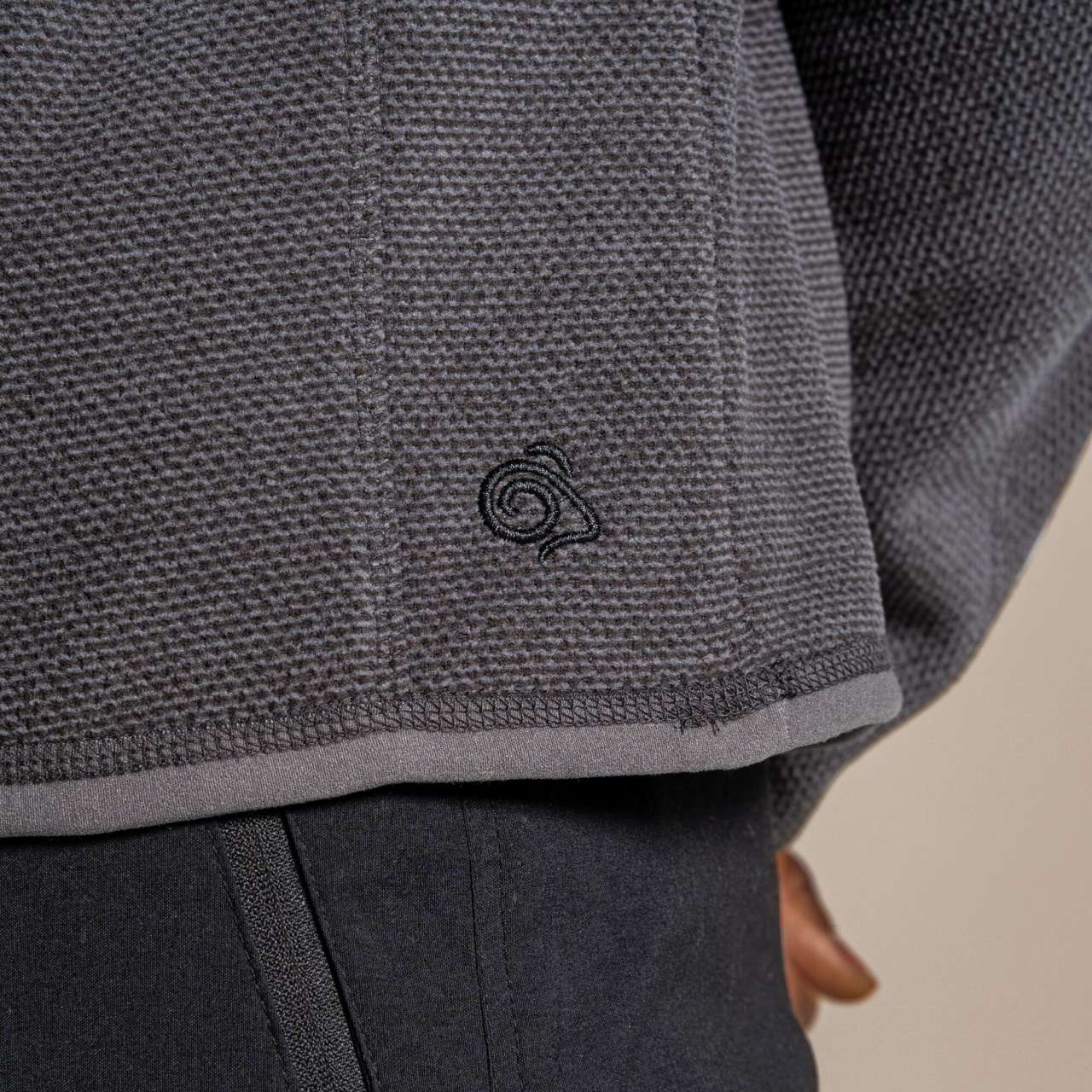 majcoteka:style:CRCEA004:alt:crcea004-4.jpg