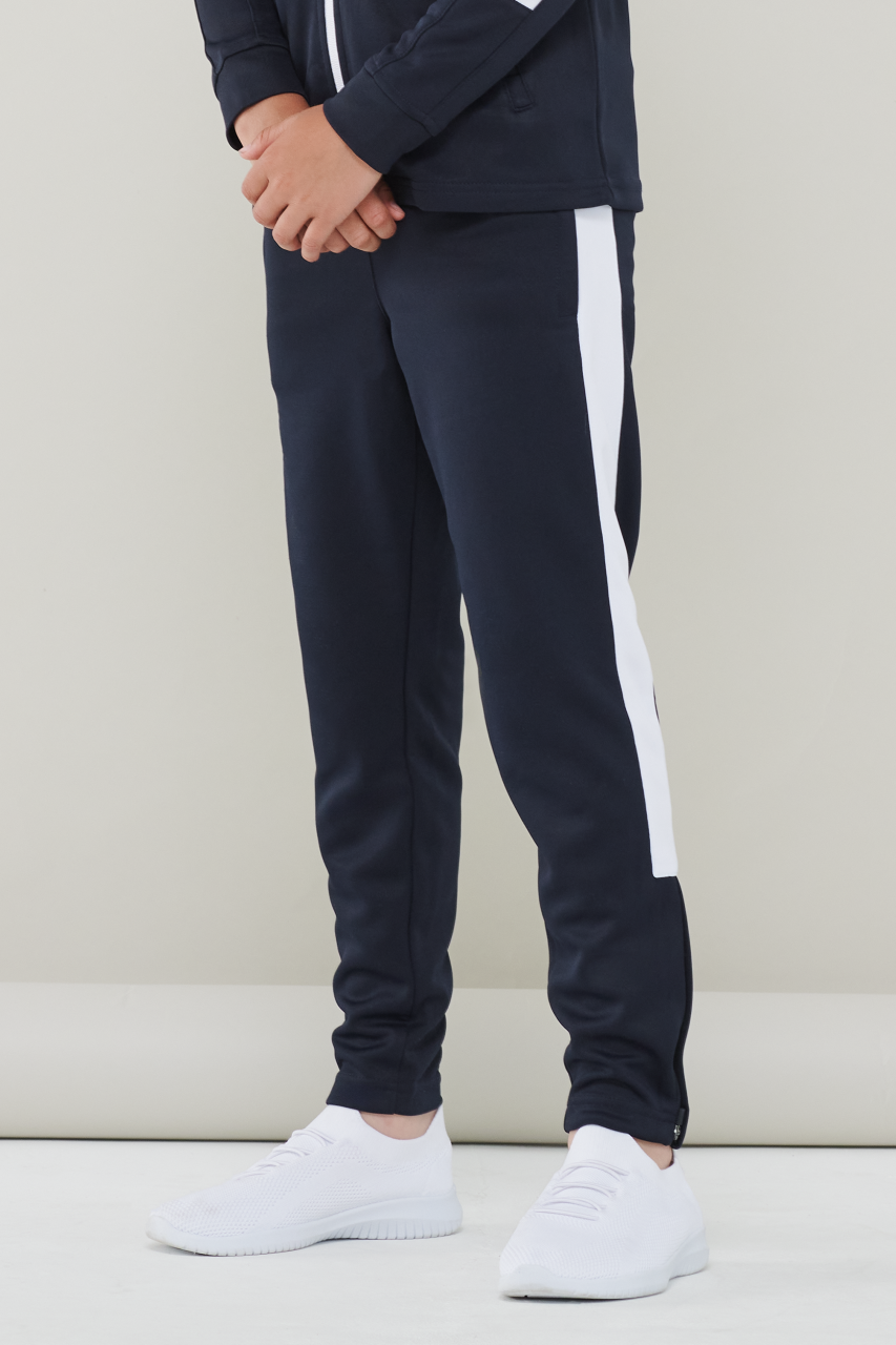 majcoteka:style:FHLV883:alt:fhlv883-2.png