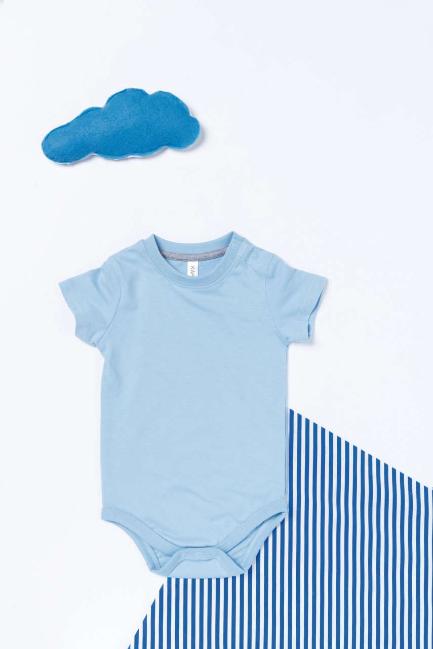 majcoteka:style:KA831:main:ka831-2.jpg