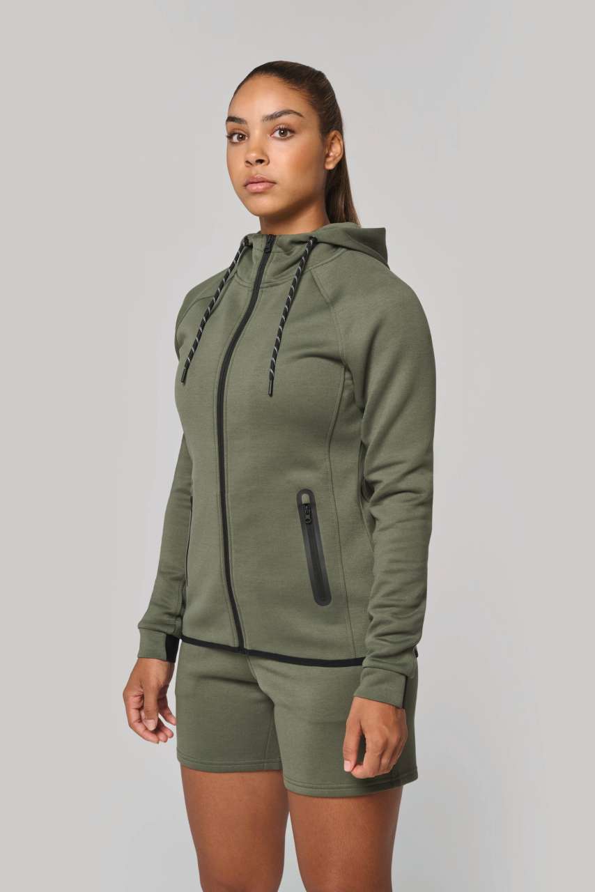 majcoteka:style:PA359:alt:pa359-5.jpg