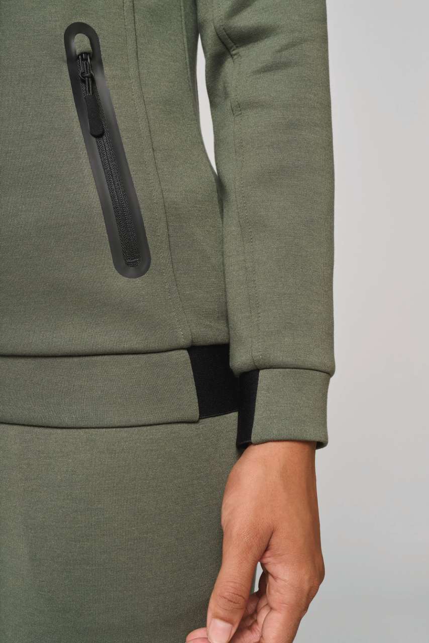 majcoteka:style:PA379:alt:pa379-8.jpg
