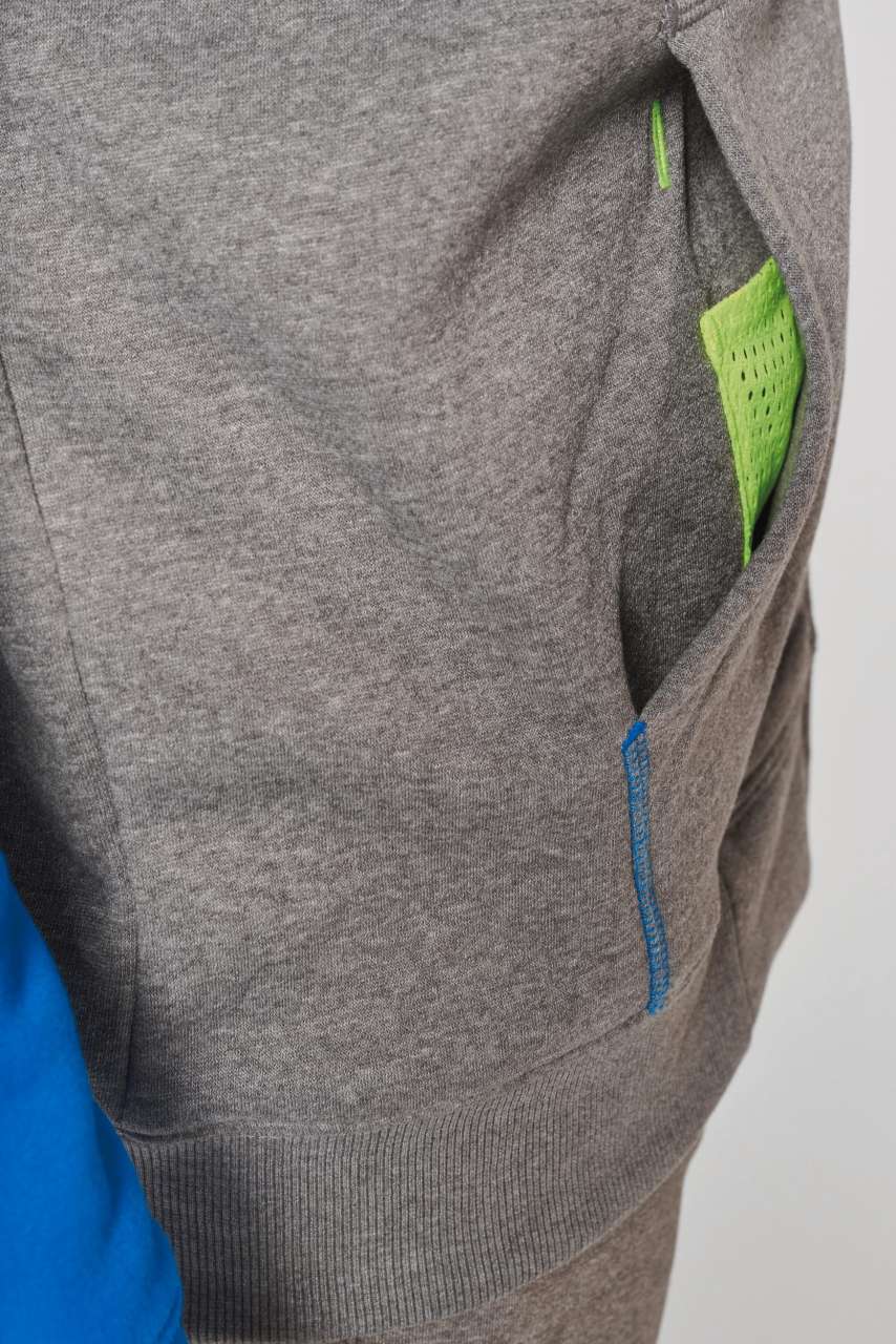 majcoteka:style:PA380:alt:pa380-5.jpg