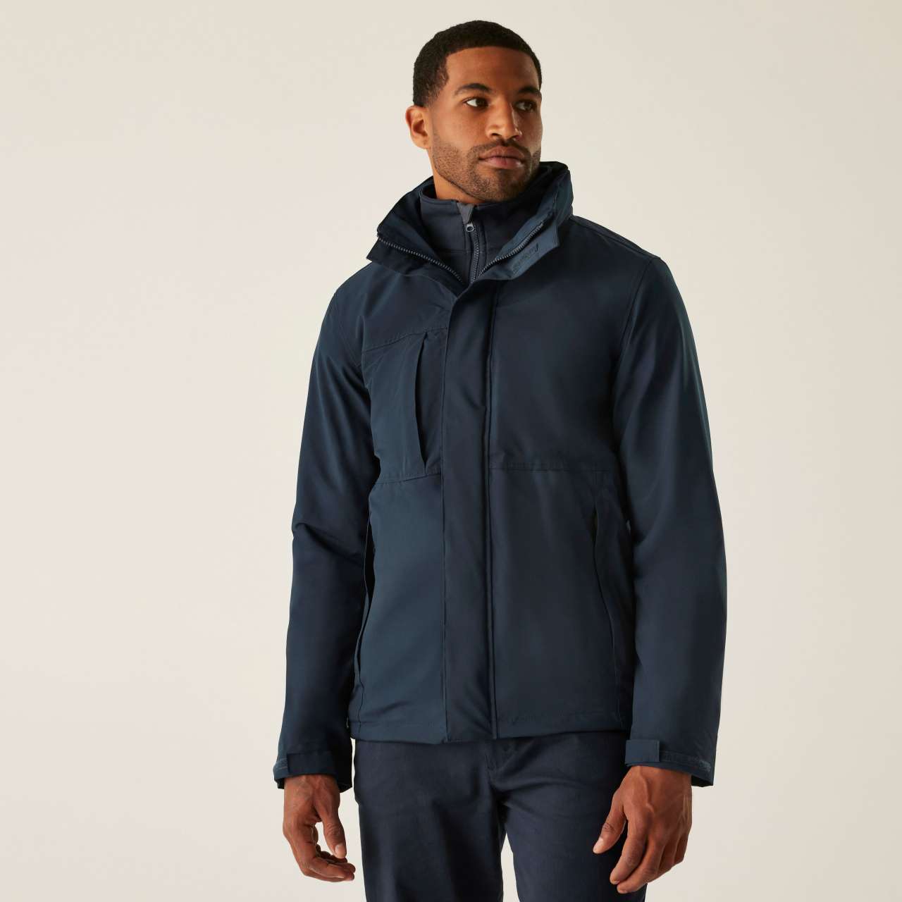 majcoteka:style:RETRA143:alt:retra143-4.jpg
