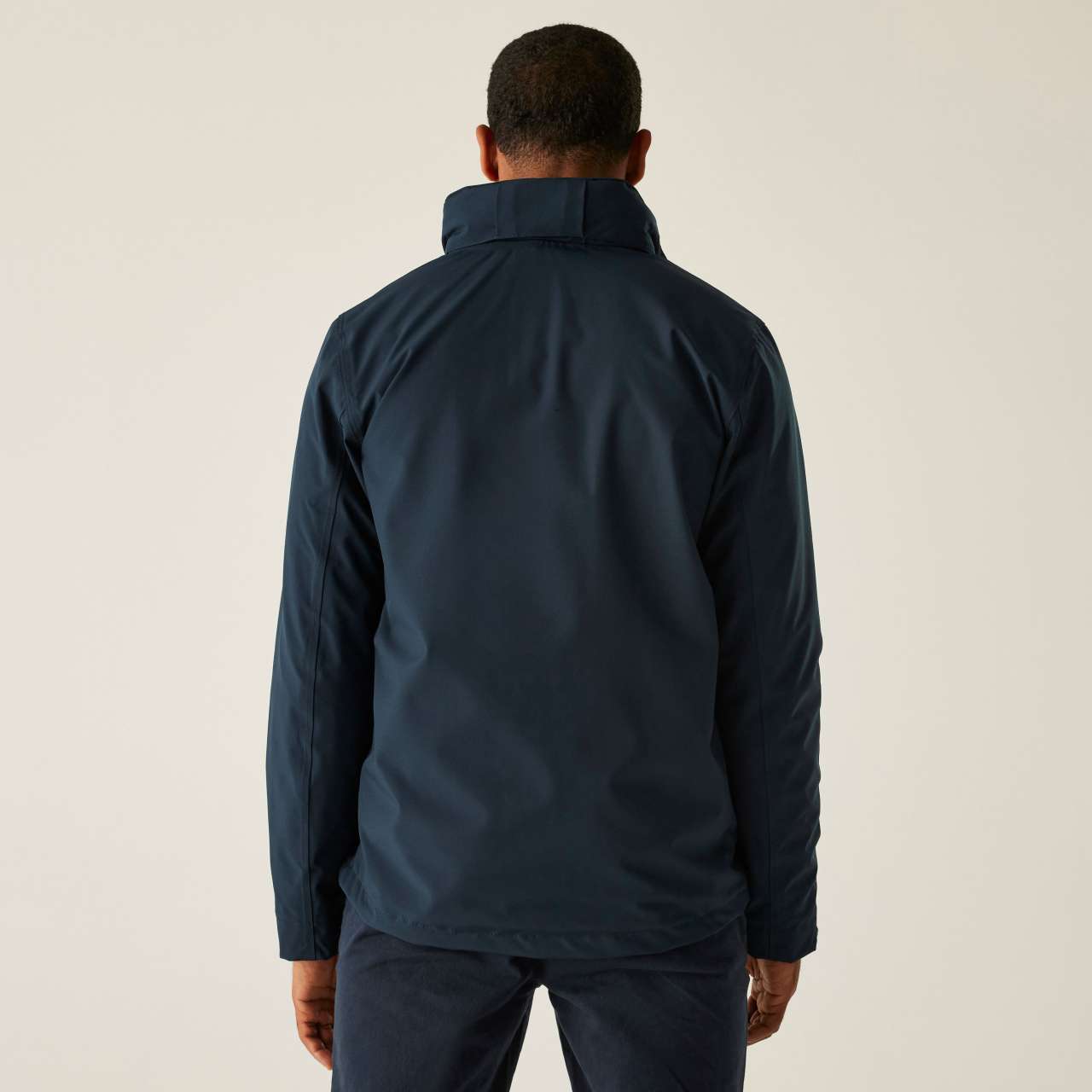 majcoteka:style:RETRA143:alt:retra143-5.jpg
