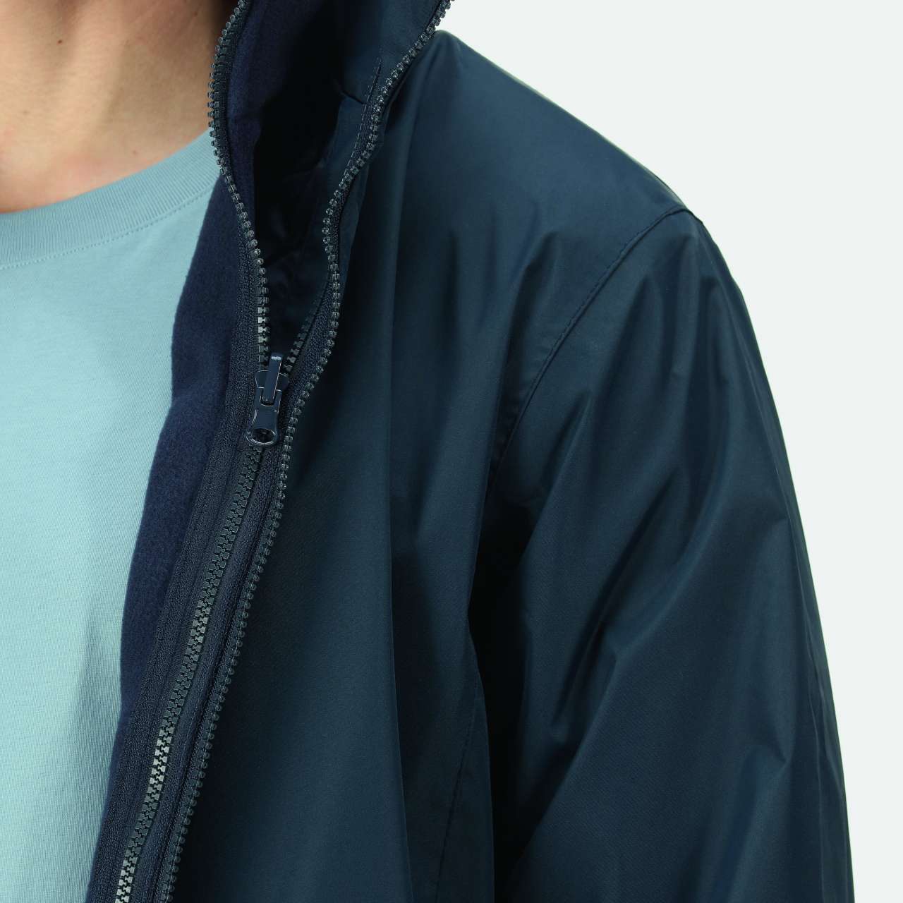 majcoteka:style:RETRA150:alt:retra150-1.jpg