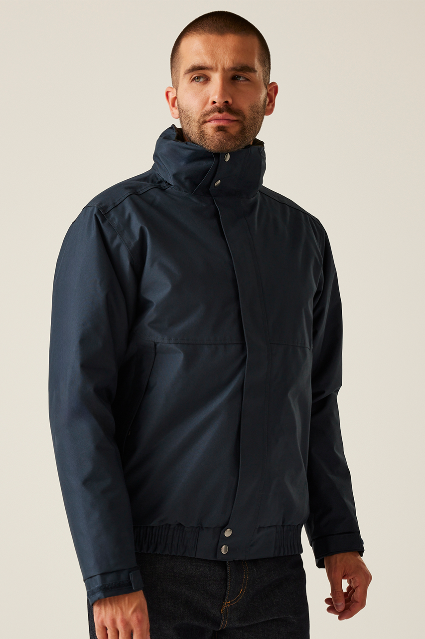majcoteka:style:RETRA221:main:retra221-1.png