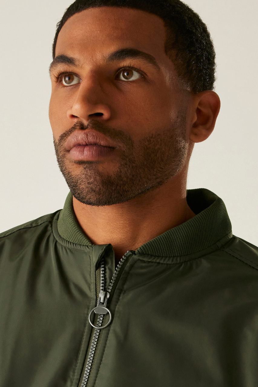 majcoteka:style:RETRA255:alt:retra255-2.png