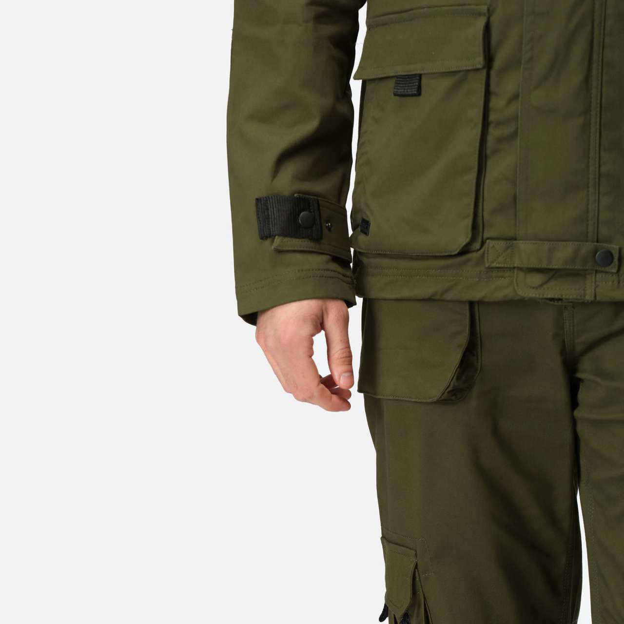 majcoteka:style:RETRA425:alt:retra425-7.jpg