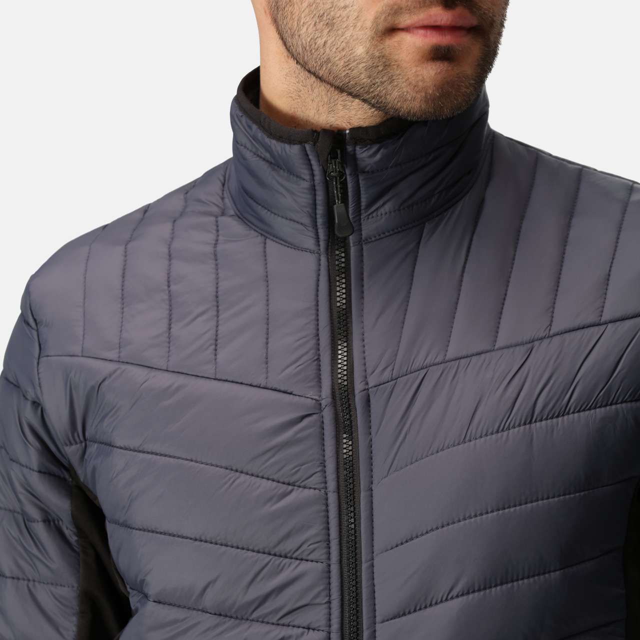 majcoteka:style:RETRA529:alt:retra529-4.jpg