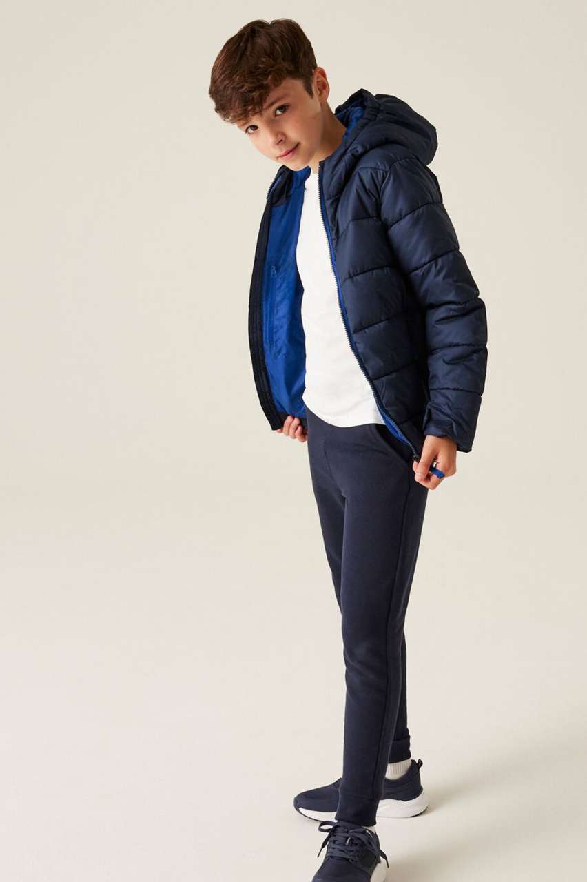majcoteka:style:RETRA542:alt:retra542-4.jpg