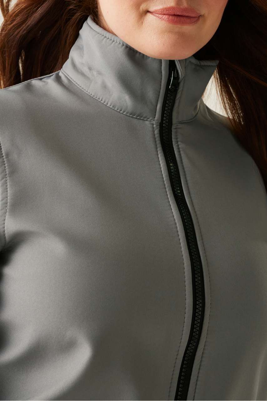 majcoteka:style:RETRA629:alt:retra629-3.png