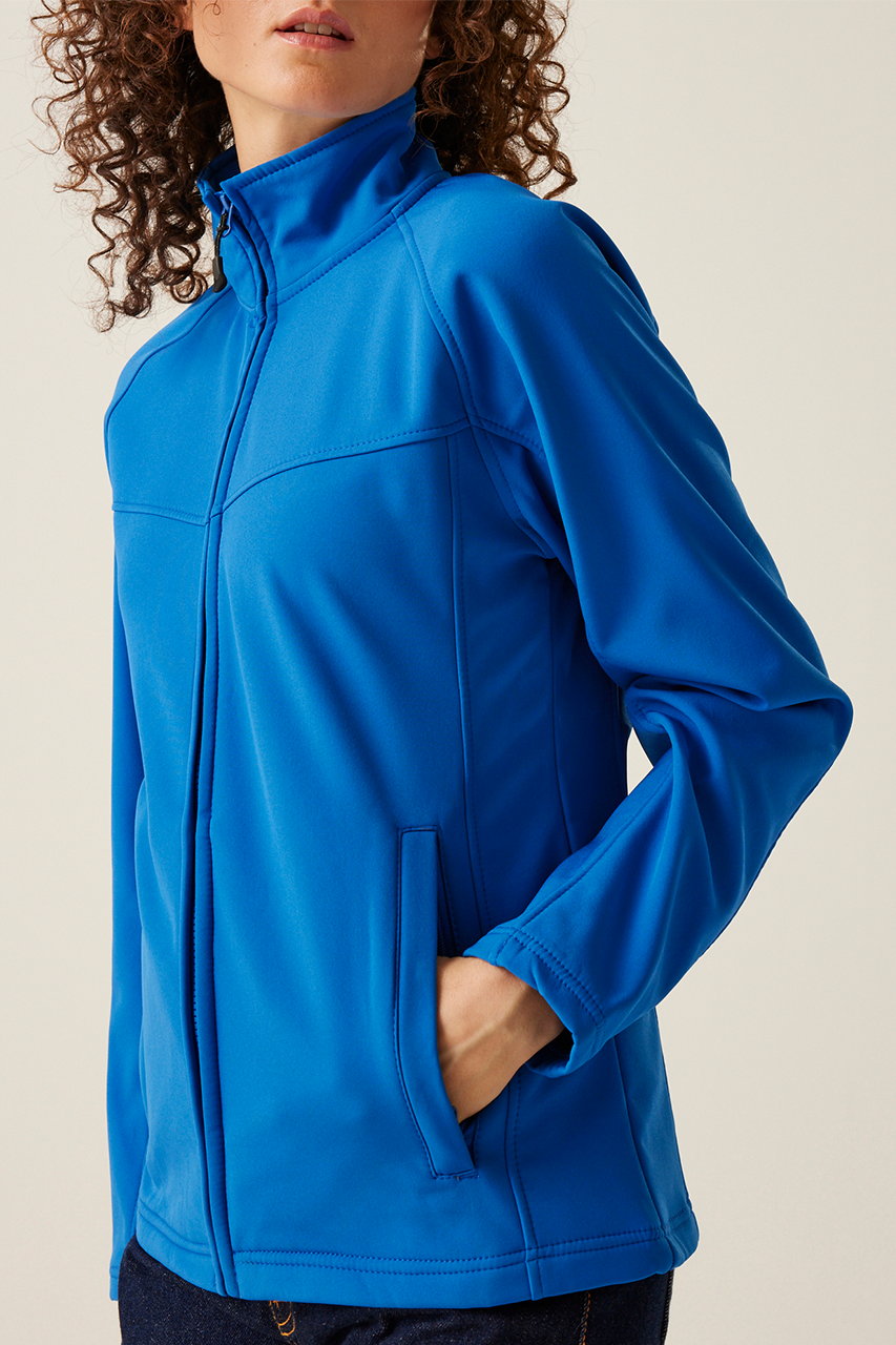 majcoteka:style:RETRA645:alt:retra645-2.png