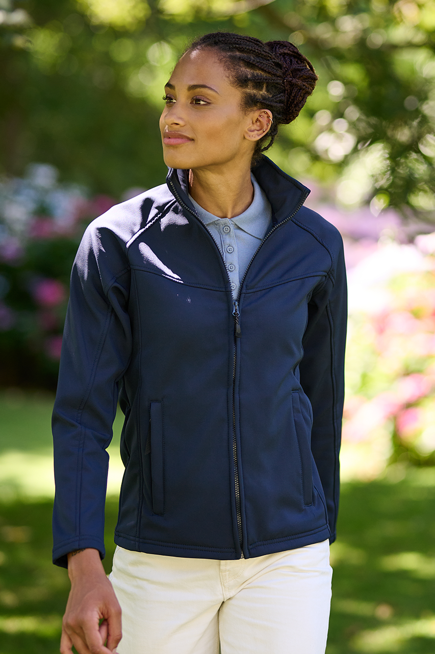 majcoteka:style:RETRA645:alt:retra645-4.png