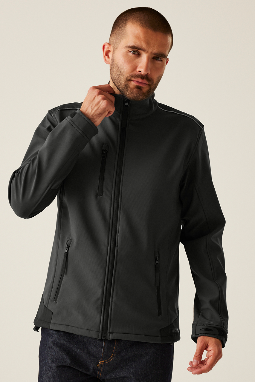 majcoteka:style:RETRA651:main:retra651-1.png
