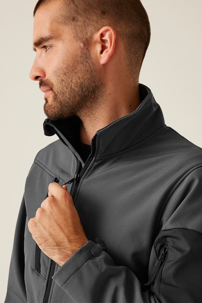 majcoteka:style:RETRA674:alt:retra674-3.png