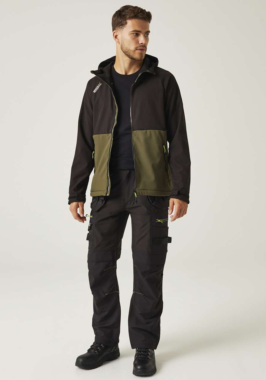 majcoteka:style:RETRA707:alt:retra707-3.jpg