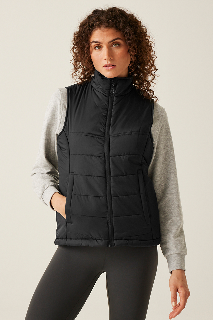 majcoteka:style:RETRA832:main:retra832-3.png