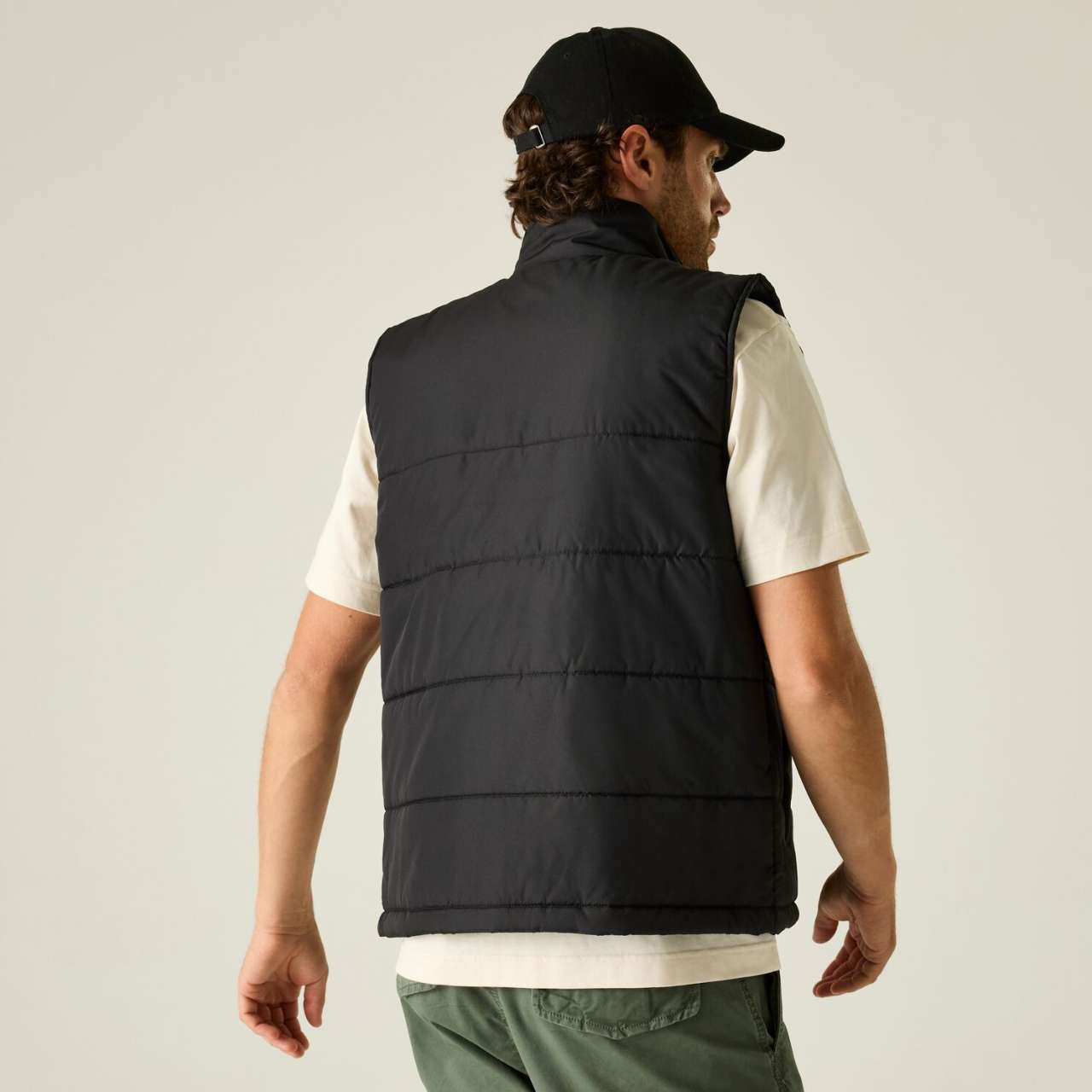 majcoteka:style:RETRA842:alt:retra842-2.jpg