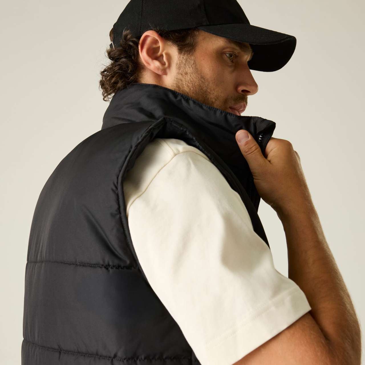 majcoteka:style:RETRA842:alt:retra842-3.jpg