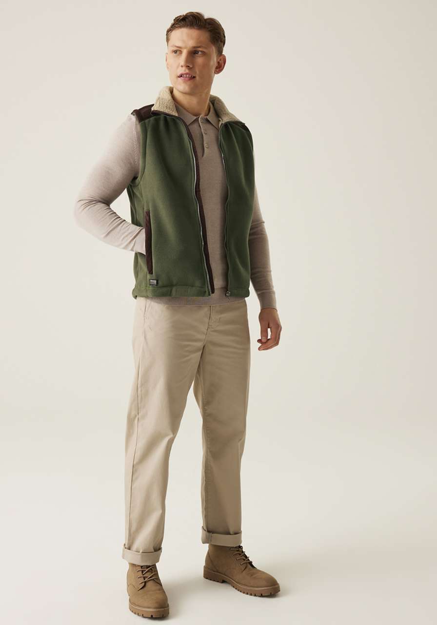 majcoteka:style:RETRA878:alt:retra878-3.jpg