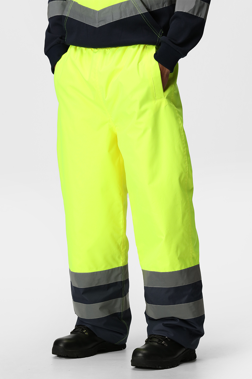 majcoteka:style:RETRJ523R:main:retrj523r-1.png